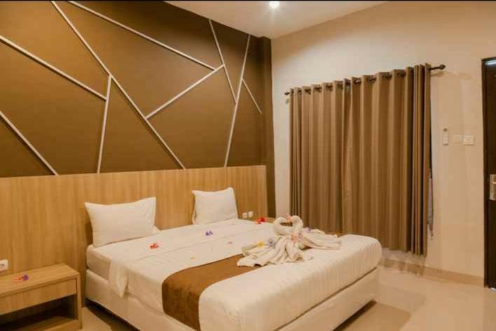 Puri Senggigi Hotel Mangsit Exterior foto