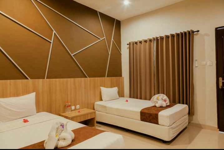 Puri Senggigi Hotel Mangsit Exterior foto